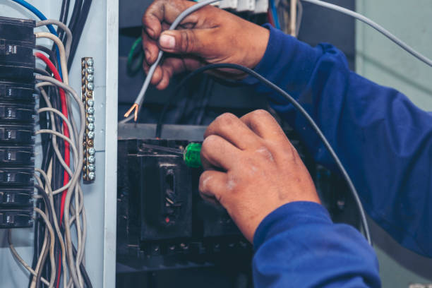 Best Electrical Outlet Repair  in Northfield, MN