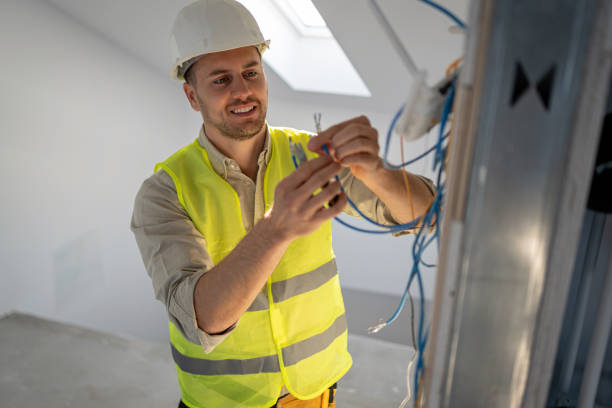 Best Affordable Emergency Electrician  in Northfield, MN